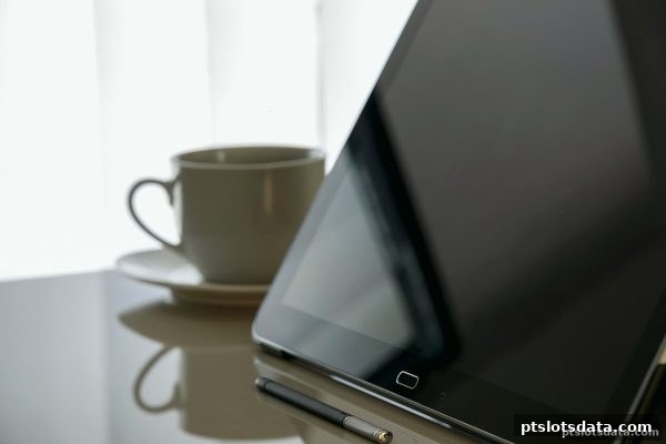 pt电子游戏炸金花走势分析：数据洞察与实战策略指南