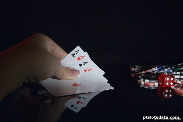 pt电子游戏里的四川麻将与真人百家乐：实战策略与心得分享