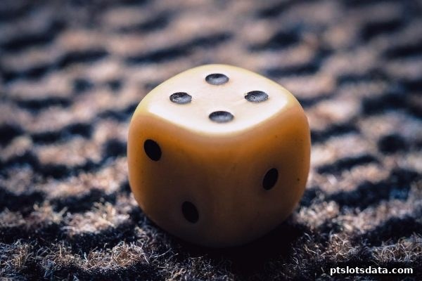 排列三与幸运飞艇玩法全解析：pt电子游戏视角下的理性投注指南