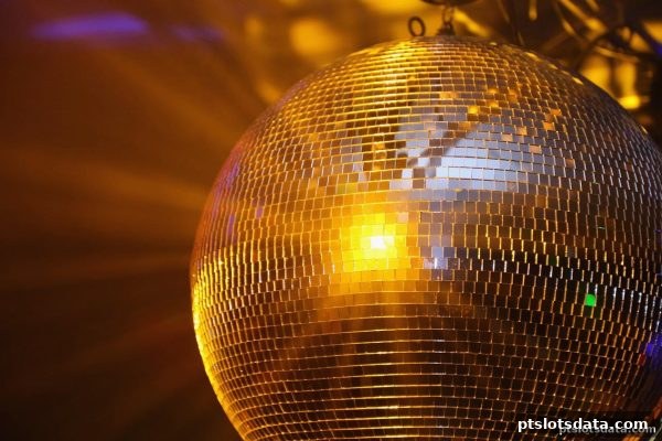 pt电子游戏血战麻将彩票玩法全攻略：规则、策略与选平台技巧