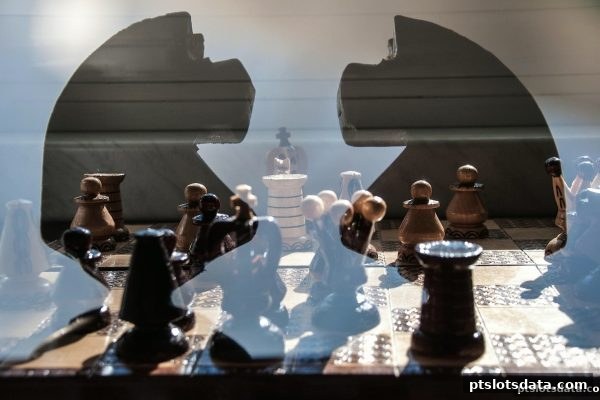 深度剖析国际象棋看盘教学：从pt电子游戏策略中汲取棋艺进阶之道