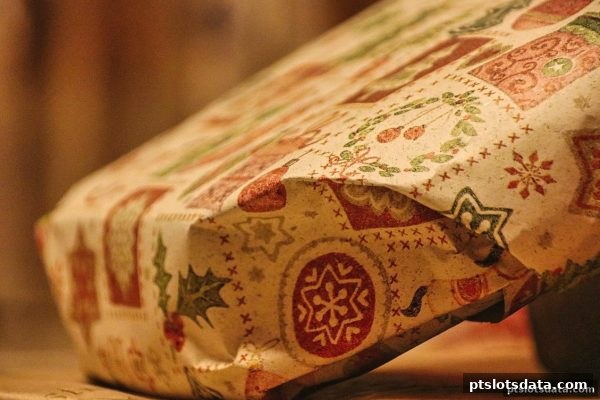 pt电子游戏视角下推牌九棋牌活动的组织推广全攻略：从新手到盈利高手