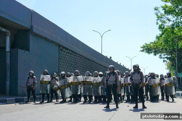 pt电子游戏平台账户异常维权指南：法律依据与行动全流程