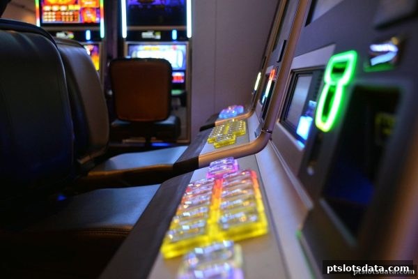 pt电子游戏视角下血战麻将连线玩法的用户接受度深度解析